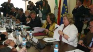 Aguilera pide a Bruselas medidas urgentes para evitar el hundimiento del precio del aceite