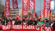 Alrededor de 20.000 personas se manifiestan en Granada el 1 de mayo