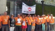 UGT se concentra en Granada contra el juego ilegal