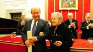 La Academia de San Fernando entrega su Medalla de Honor al Archivo Manuel de Falla de Granada