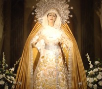 La Concha, ataviada para la Pascua La Concha, ataviada para la Pascua