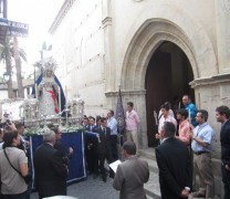 Participativo rosario vespertino con la Virgen de la Concepción por el Bajo Albaicín Participativo rosario vespertino con la Virgen de la Concepción por el Bajo Albaicín