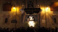 La “Magna Mariana” comenzará a las 5 de la tarde y la Virgen de las Angustias esperará en la acera de la Carrera sobre su paso La “Magna Mariana” comenzará a las 5 de la tarde y la Virgen de las Angustias esperará en la acera de la Carrera sobre su paso