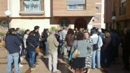 Así hemos vivido en directo en Radio Granada cómo la presión para un desahucio Así hemos vivido en directo en Radio Granada cómo la presión para un desahucio