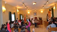 Los niños de Pinos Puente lo tienen claro: “Que cuando el banco eche a alguien de su casa no la tenga que seguir pagando” Los niños de Pinos Puente lo tienen claro: “Que cuando el banco eche a alguien de su casa no la tenga que seguir pagando”