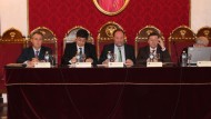 Valderas considera la defensa de los consumidores un “reto esencial” para empresas y administraciones públicas Valderas considera la defensa de los consumidores un “reto esencial” para empresas y administraciones públicas