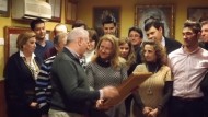 El Rosario recibió a su hermana y pregonera oficial, Encarna Ximénez El Rosario recibió a su hermana y pregonera oficial, Encarna Ximénez