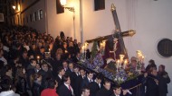 El vía crucis de Tres Caídas se convierte en uno de los actos más concurridos de la Cuaresma El vía crucis de Tres Caídas se convierte en uno de los actos más concurridos de la Cuaresma