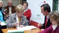 Los 23 centros de participación activa de mayores de Granada se adhieren al proyecto ‘Escaleras es Salud’ Los 23 centros de participación activa de mayores de Granada se adhieren al proyecto ‘Escaleras es Salud’