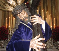 Jesús del Gran Poder, expuesto en besamanos en San Gil y Santa Ana Jesús del Gran Poder, expuesto en besamanos en San Gil y Santa Ana