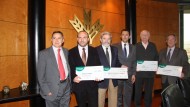 Caja Rural entrega los 14.000 euros recaudados en su subasta solidaria a Cáritas, Proyecto Hombre, Cruz Roja y Banco de Alimentos Caja Rural entrega los 14.000 euros recaudados en su subasta solidaria a Cáritas, Proyecto Hombre, Cruz Roja y Banco de Alimentos