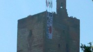 La  Torre de la Vela de la Alhambra, contra los desahucios La  Torre de la Vela de la Alhambra, contra los desahucios