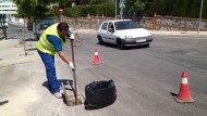 Emasagra intensifica la limpieza de imbornales de Granada Emasagra intensifica la limpieza de imbornales de Granada