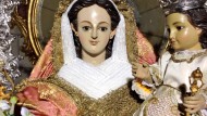 Nueva vestimenta para la patrona de Churriana de la Vega Nueva vestimenta para la patrona de Churriana de la Vega