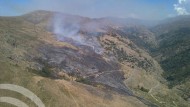 Mejora la evolución del incendio de Güéjar Sierra, que sigue activo