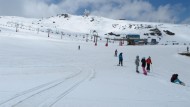 Una nueva nevada deja en la estación de esquí 5 centímetros de nieve en la zona de pistas