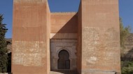 Se abre al público la enigmática Puerta de los Siete Suelos de la Alhambra