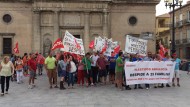 Protesta en Santa Fe contra el ERE de Plásticos Andalucía